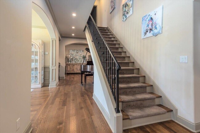 Building Photo - 5208 Prairie Sky Dr