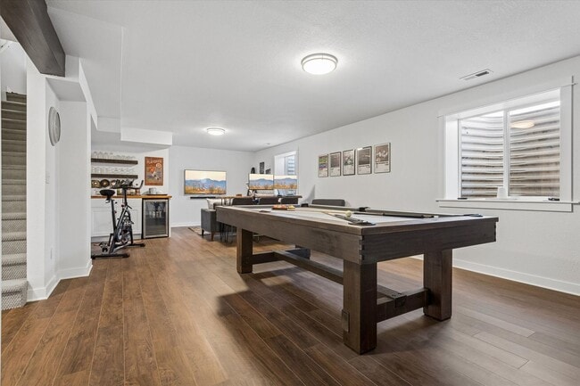 Building Photo - Low-Maintenance Upgraded 3-Bedroom Home Near Downtown Loveland