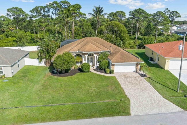 Building Photo - 4213 SW Utterback St