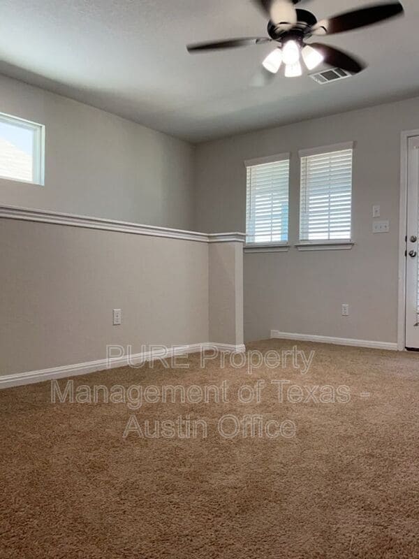 Building Photo - 112 Eagle Lake Dr