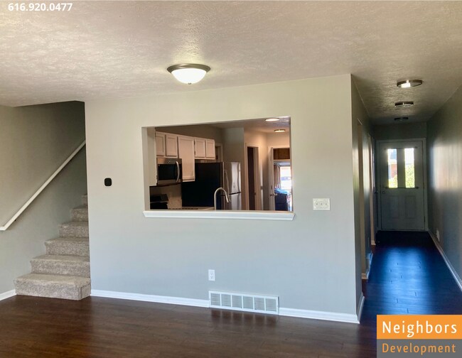 Building Photo - 5425 Rivertown Cir SW