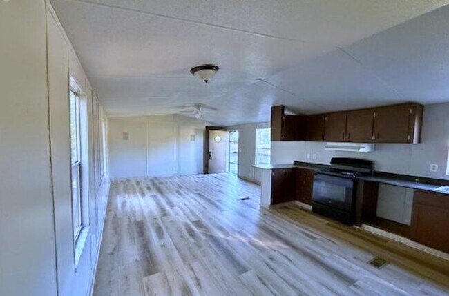 Building Photo - 19115 Jaden McCade Ct