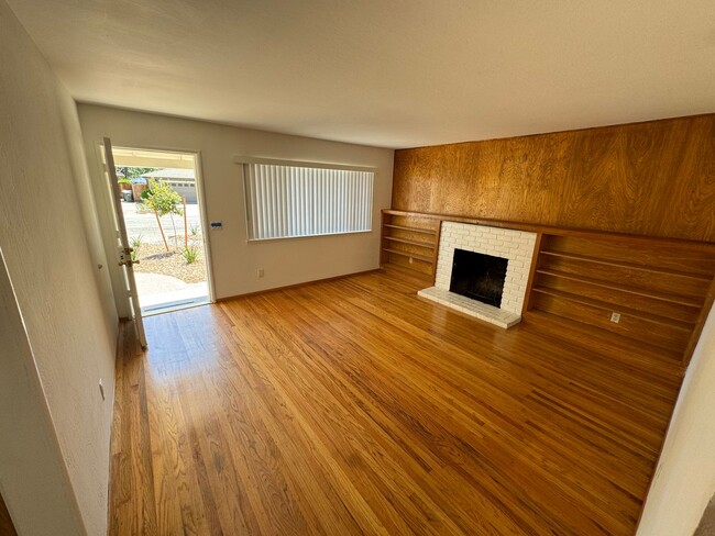 Building Photo - 1449 Gary Way