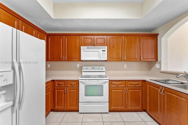 Building Photo - 8936 W Flagler St