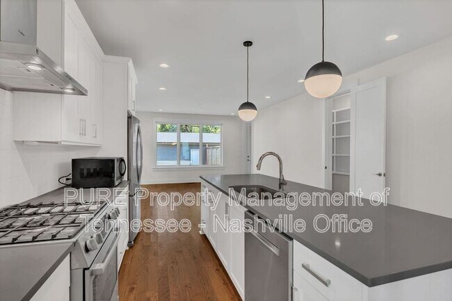Building Photo - 1408 Edgehill Ave