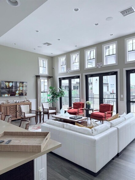 Building Photo - 5980 NW 104th Ct