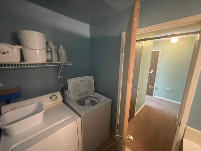 Building Photo - Step into a beautifully refreshed 3-bedroom, 1.5-bath condo that blends comfort, style, and unbea...