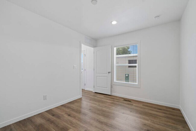 Building Photo - 4315 N Flowing Wells Rd