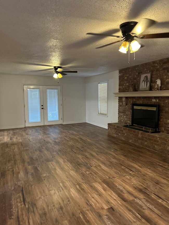 Building Photo - 141 Turtledove Dr