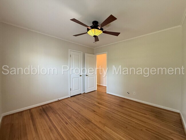 Building Photo - FOR LEASE | Tulsa | 3 Bed, 1 Bath Home - $...
