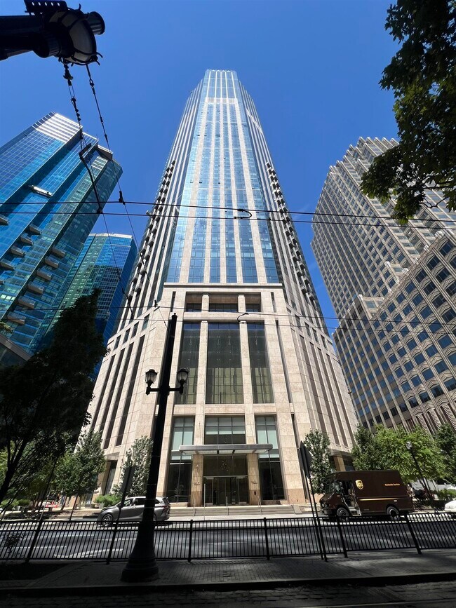 Building Photo - 99 Hudson St