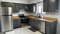 Building Photo - 44 Rickmar Ln