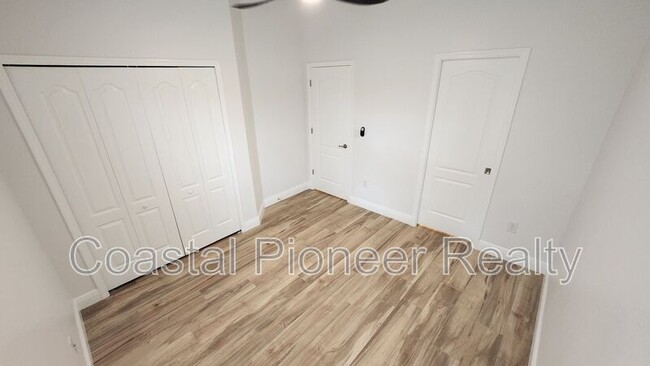 Building Photo - 11404 Holmbridge Ln