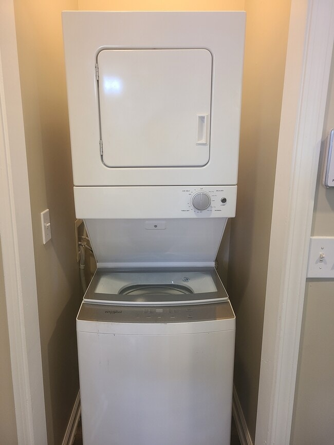 Building Photo - 1752 Pryor Rd SW