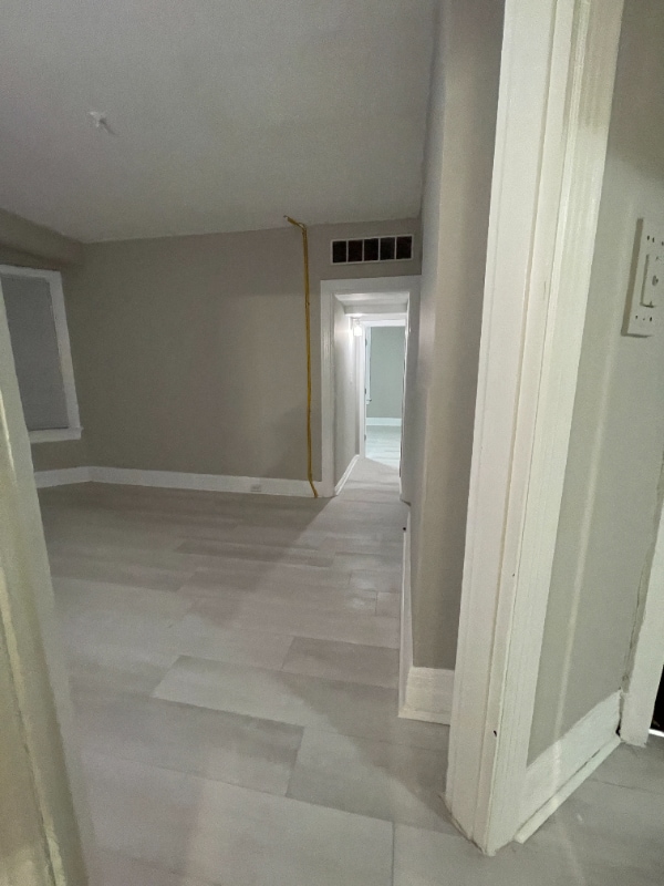 Building Photo - 170 Woolper Ave