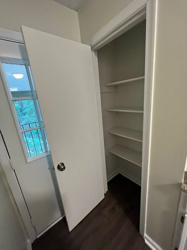 Building Photo - Newly renovated Quadplex with close proximity to Harbison Blvd - 3641 Apt C