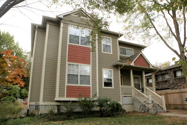 Building Photo - 1721 Ohio St