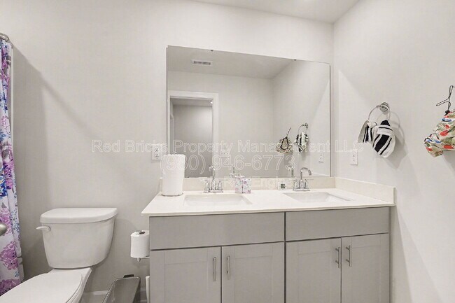 Building Photo - 11948 Red Leaf Dr