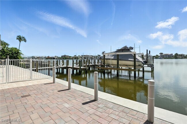 Building Photo - 9517 Gulf Shore Dr