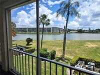 Building Photo - 3737 Lake Bayshore Dr