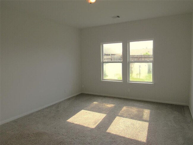 Building Photo - 14302 Beach Pine Trail