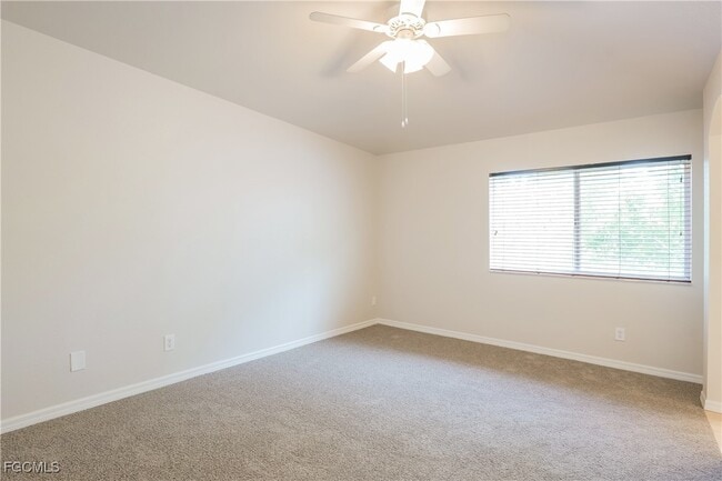 Building Photo - 3217 Antica St