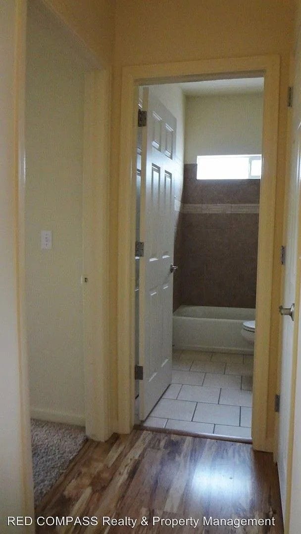 Building Photo - Bright & Modern 2-Bedroom Townhome with Op...