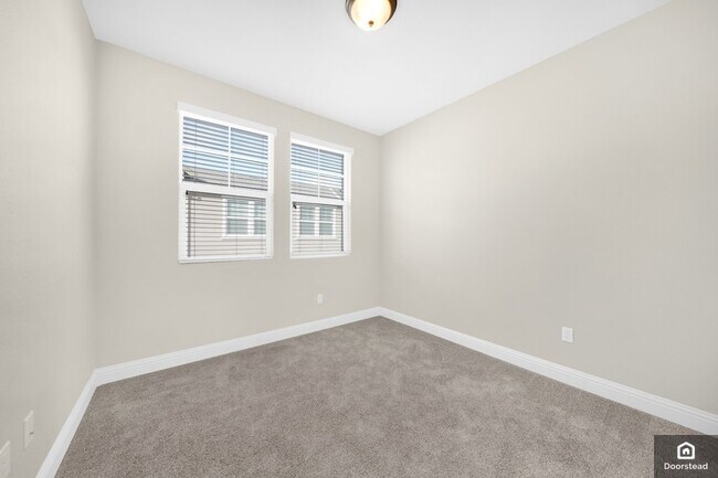 Building Photo - 3909 Portola Cmn