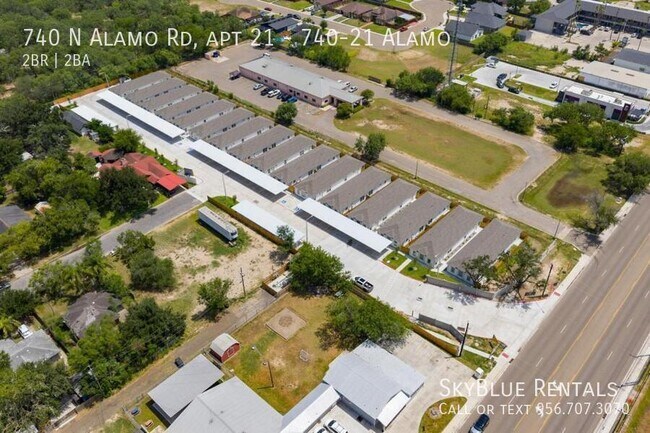 Building Photo - 740 N Alamo Rd