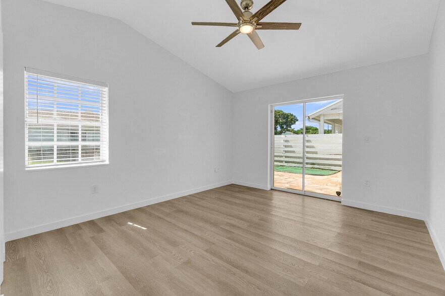 Building Photo - 13737 SW 147th Circle Ln