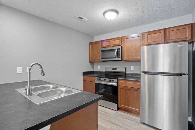 Building Photo - 2170 Sharkey Rd