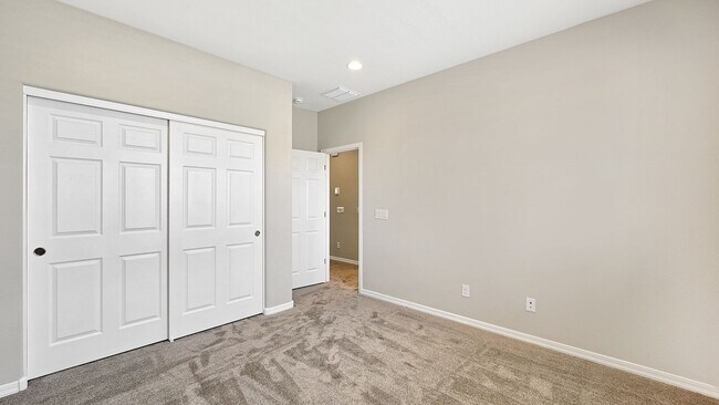 Building Photo - Brand new home!  Convenient to the 303 freeway!