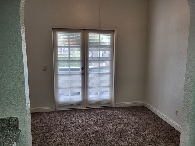 Building Photo - 1412 Bass Dr