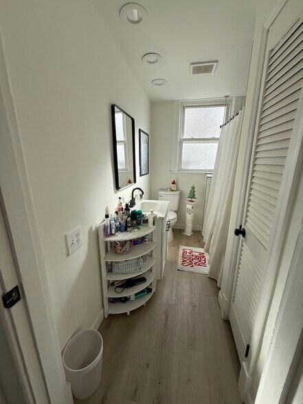 Building Photo - 4539 Smith Rd