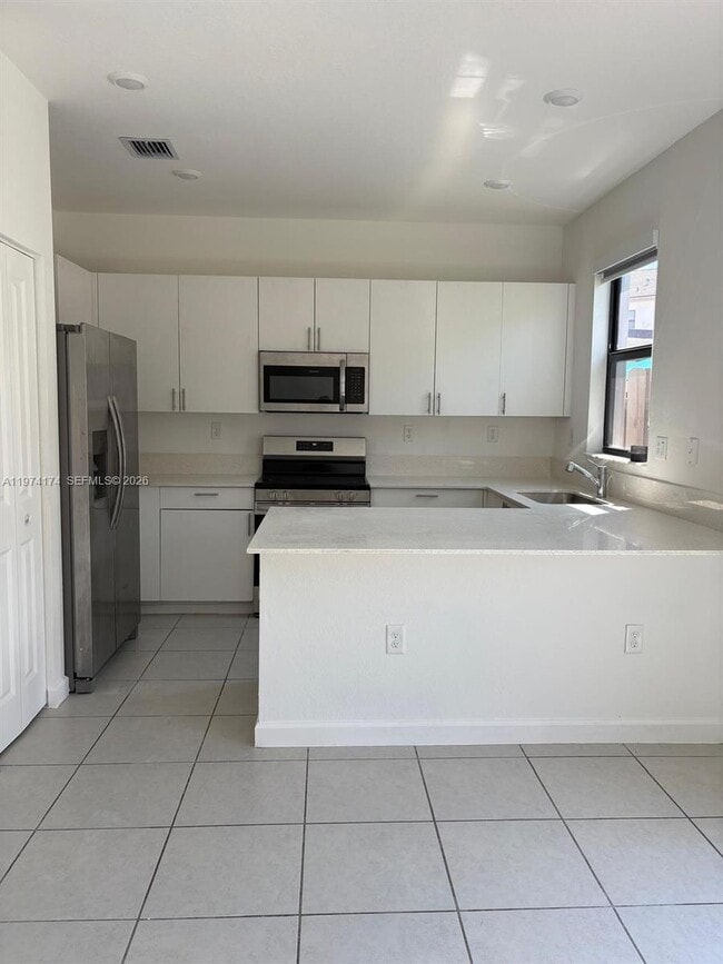 Building Photo - 12832 SW 232nd Ter