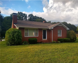 Building Photo - 6533 Lebanon Rd