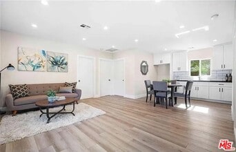 Building Photo - 6651 Aldea Ave