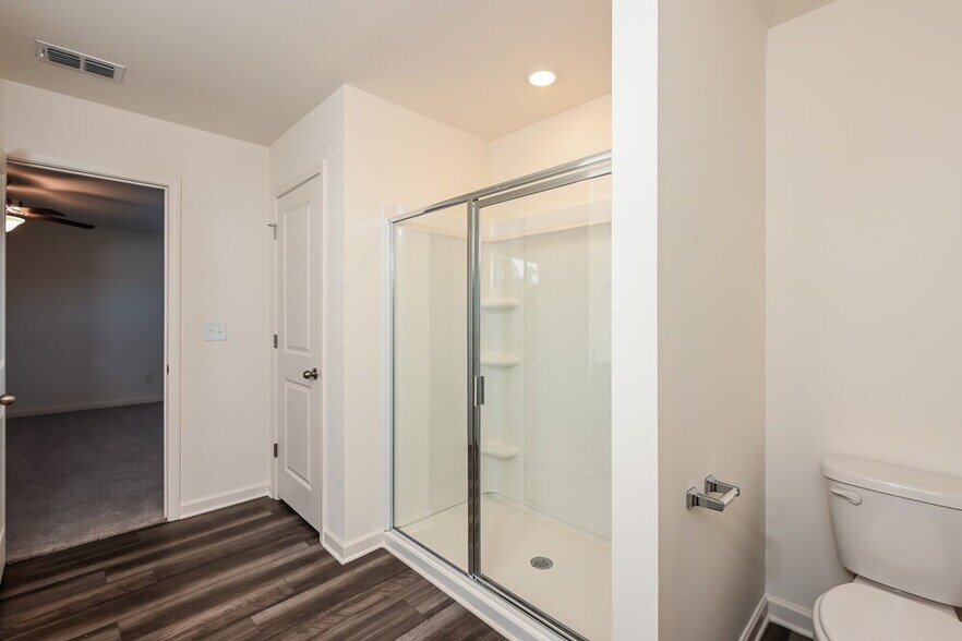 Building Photo - 193 Long Dr