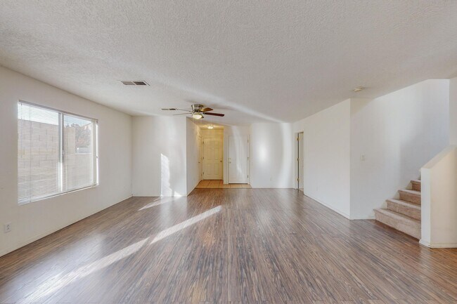 Building Photo - 6056 Malpais Park Ave NW