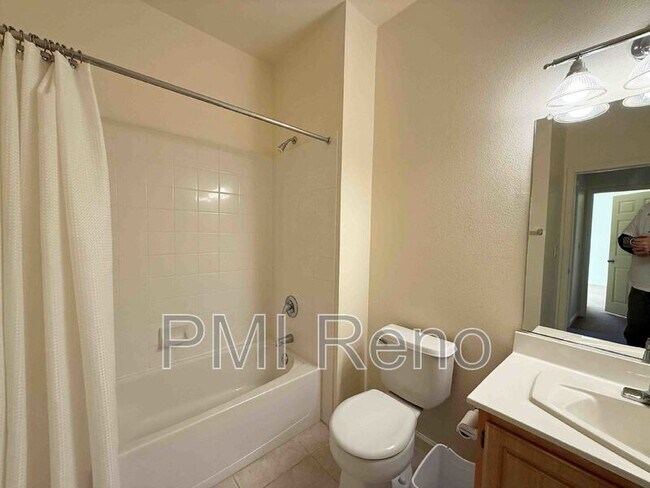 Building Photo - 900 S Meadows Pkwy