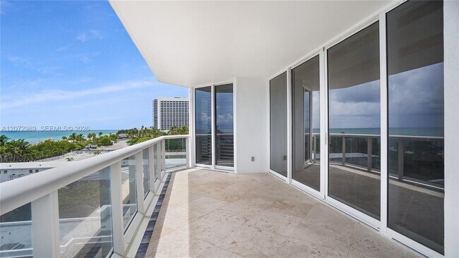 Building Photo - 4775 Collins Ave