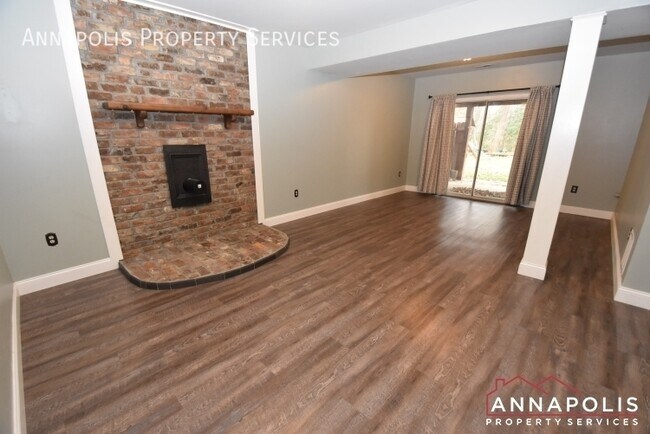 Building Photo - 130 Dennis Rd