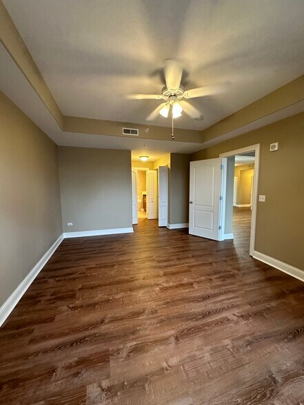 Building Photo - 5N426 Rohlwing Rd