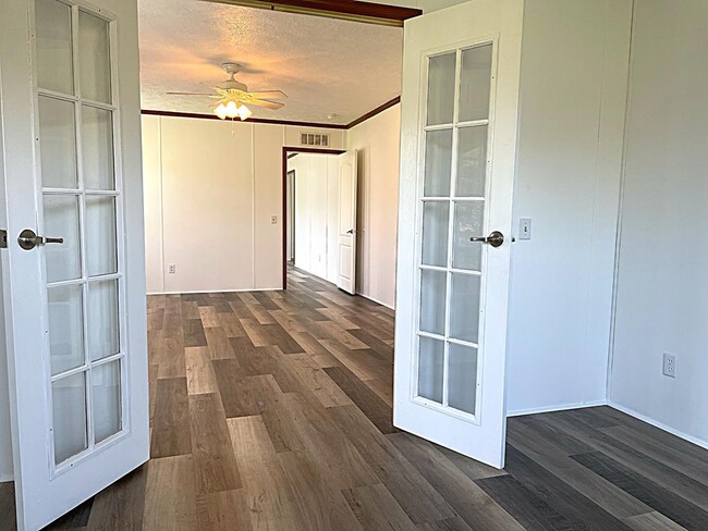 Building Photo - 11582 Charity Ln