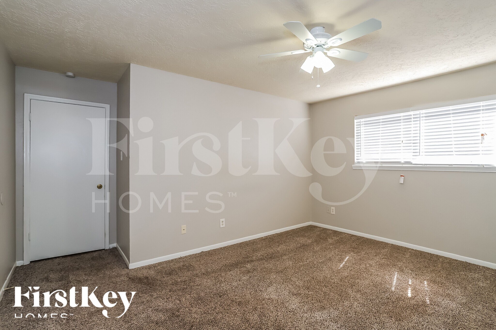 Building Photo - 13285 Lake Breeze Ln