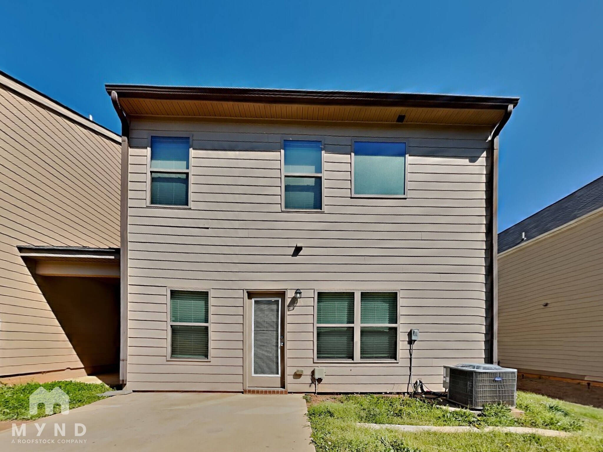 Building Photo - 3105 Hendrick Dr