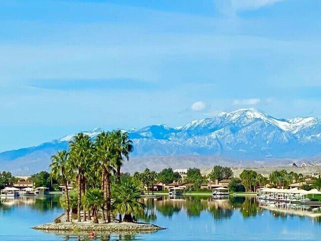 Building Photo - 83290 S Bay Dr