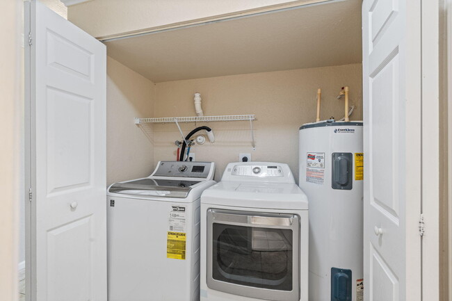 Building Photo - 6355 Adriatic Way