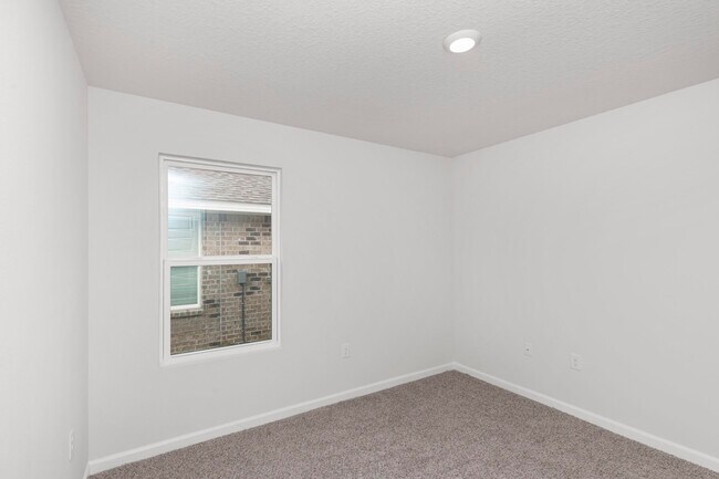 Building Photo - 4610 Reveille Wy