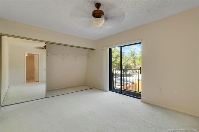 Building Photo - 5662 SE Windsong Ln